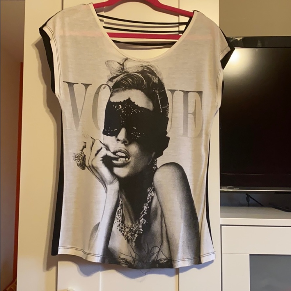 Dynamite t-shirt